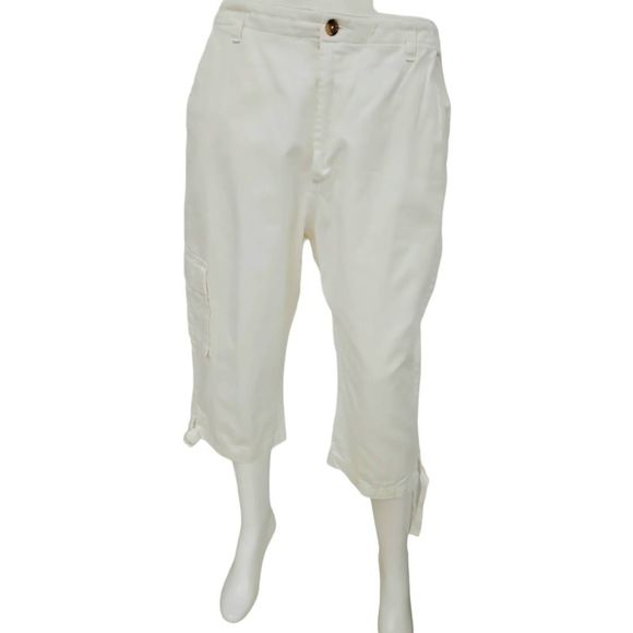 Fashion Bug White Capris - Picture 2 of 11